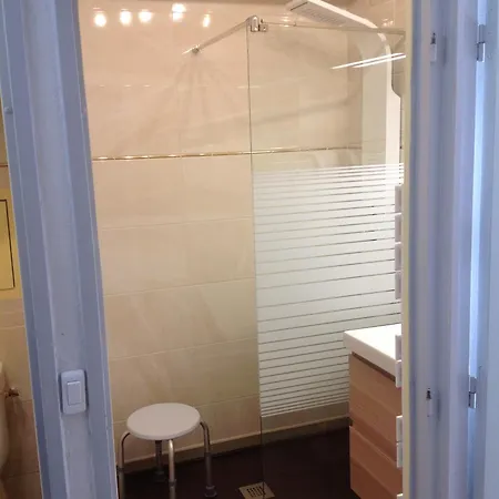 La Nicrom Apartman *